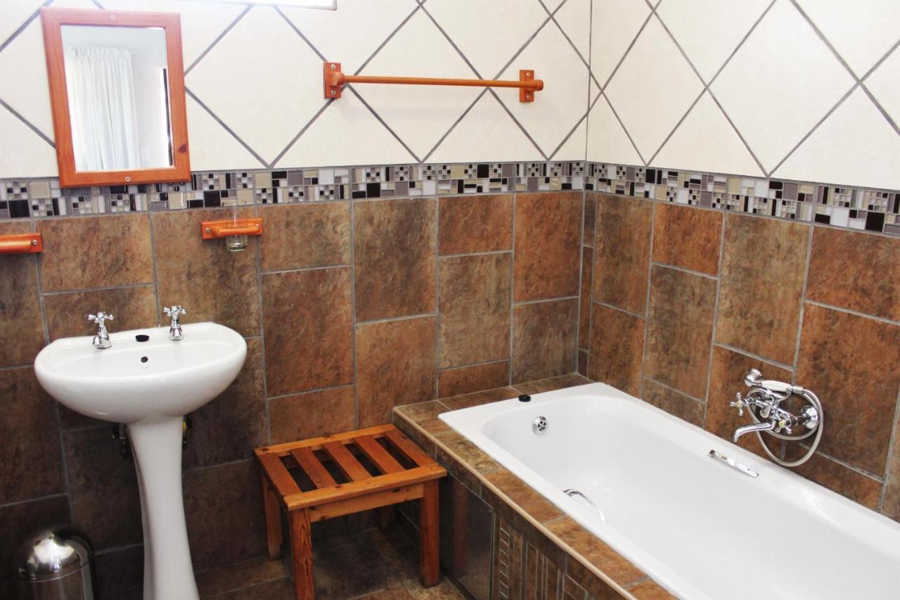 Ngwenya Boutique Hotel Lephalale Ngoại thất bức ảnh