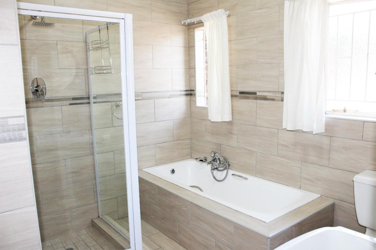 Ngwenya Boutique Hotel Lephalale Ngoại thất bức ảnh